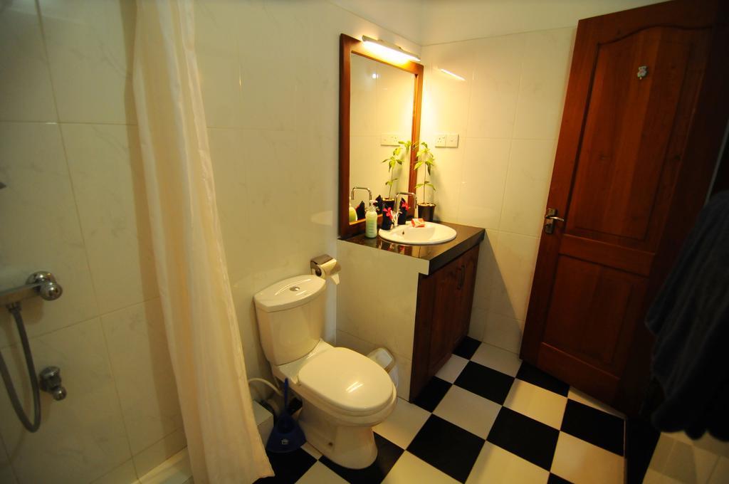 Park Lane Apartments Negombo Bilik gambar