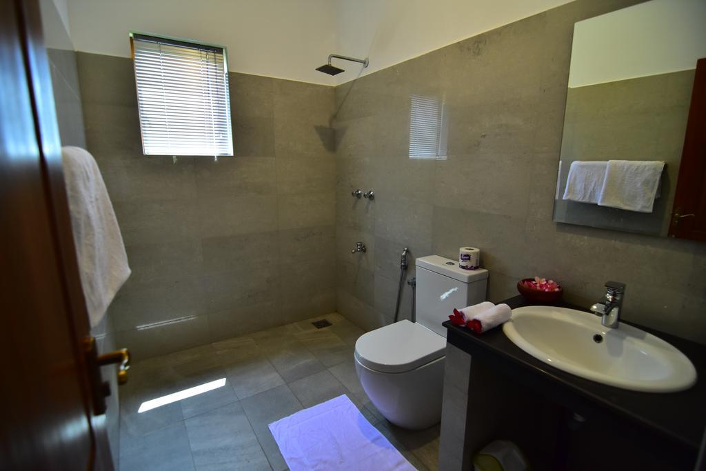 Park Lane Apartments Negombo Luaran gambar