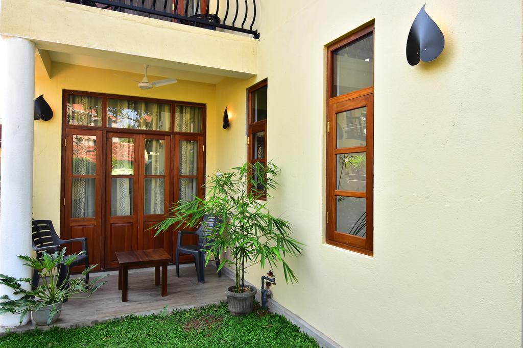 Park Lane Apartments Negombo Luaran gambar
